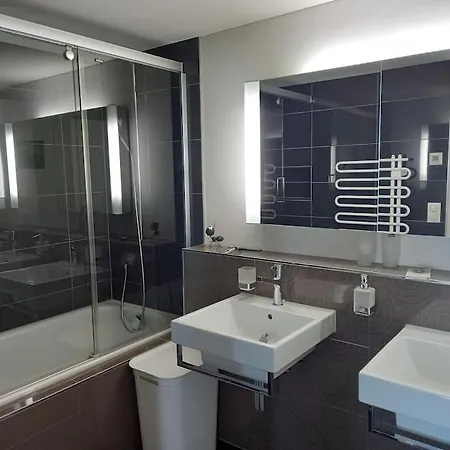 New.. Matten Family Suite, Sleeps 4 Lejlighed *