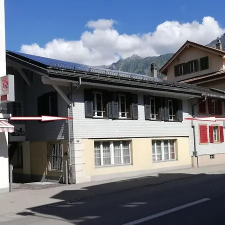 New.. Matten Family Suite, Sleeps 4 * Matten bei Interlaken